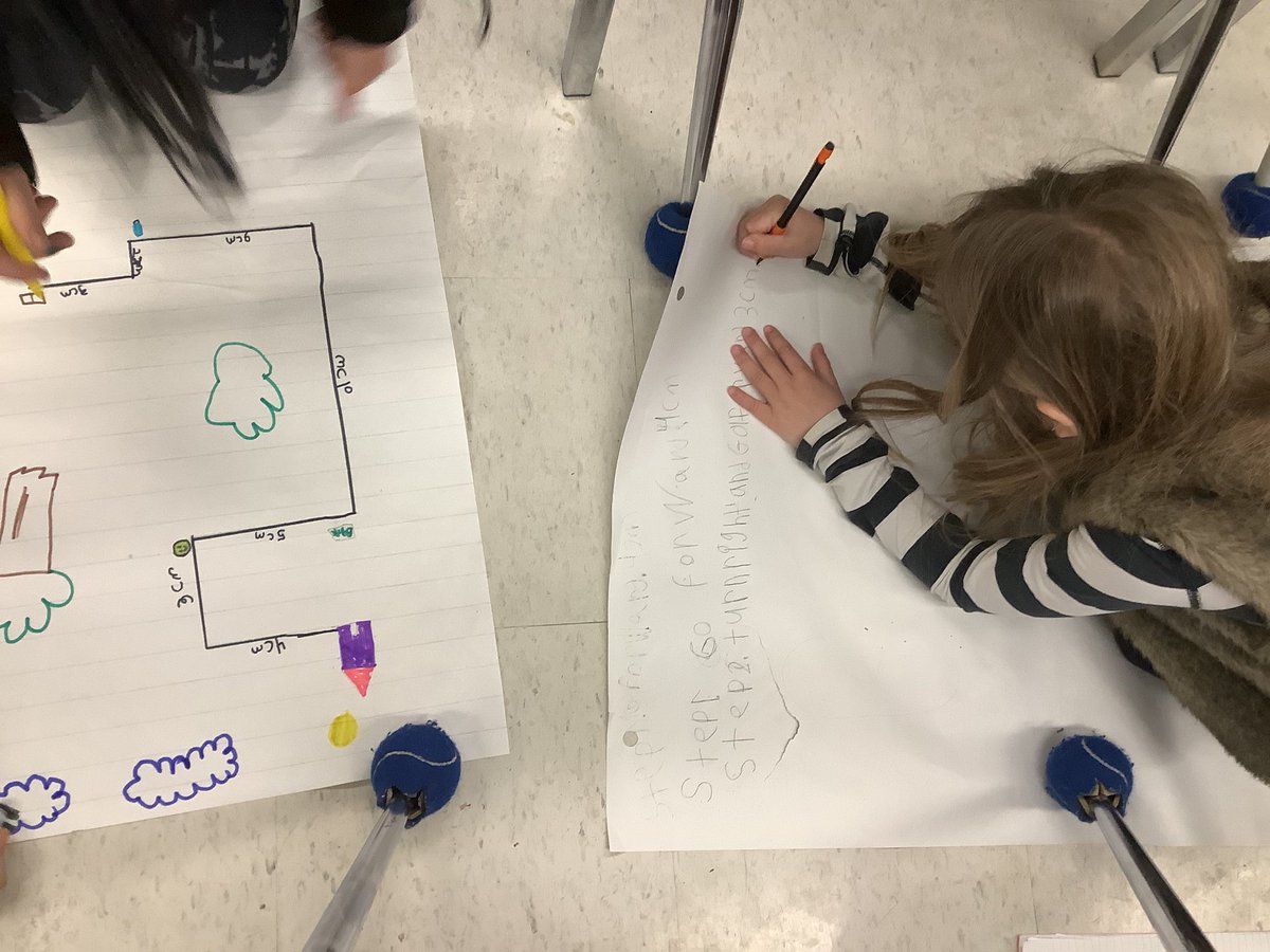 Earlier this week we combined our knowledge of procedural writing, maps, measurement &amp; tech to get Dash &amp; Dot to their desired locations. 😊