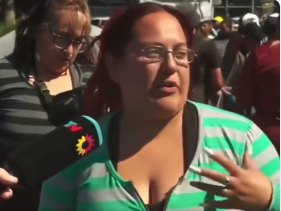 Alguna mujer me confirma precio aproximado de uñas esculpidas como la planera hambrienta.