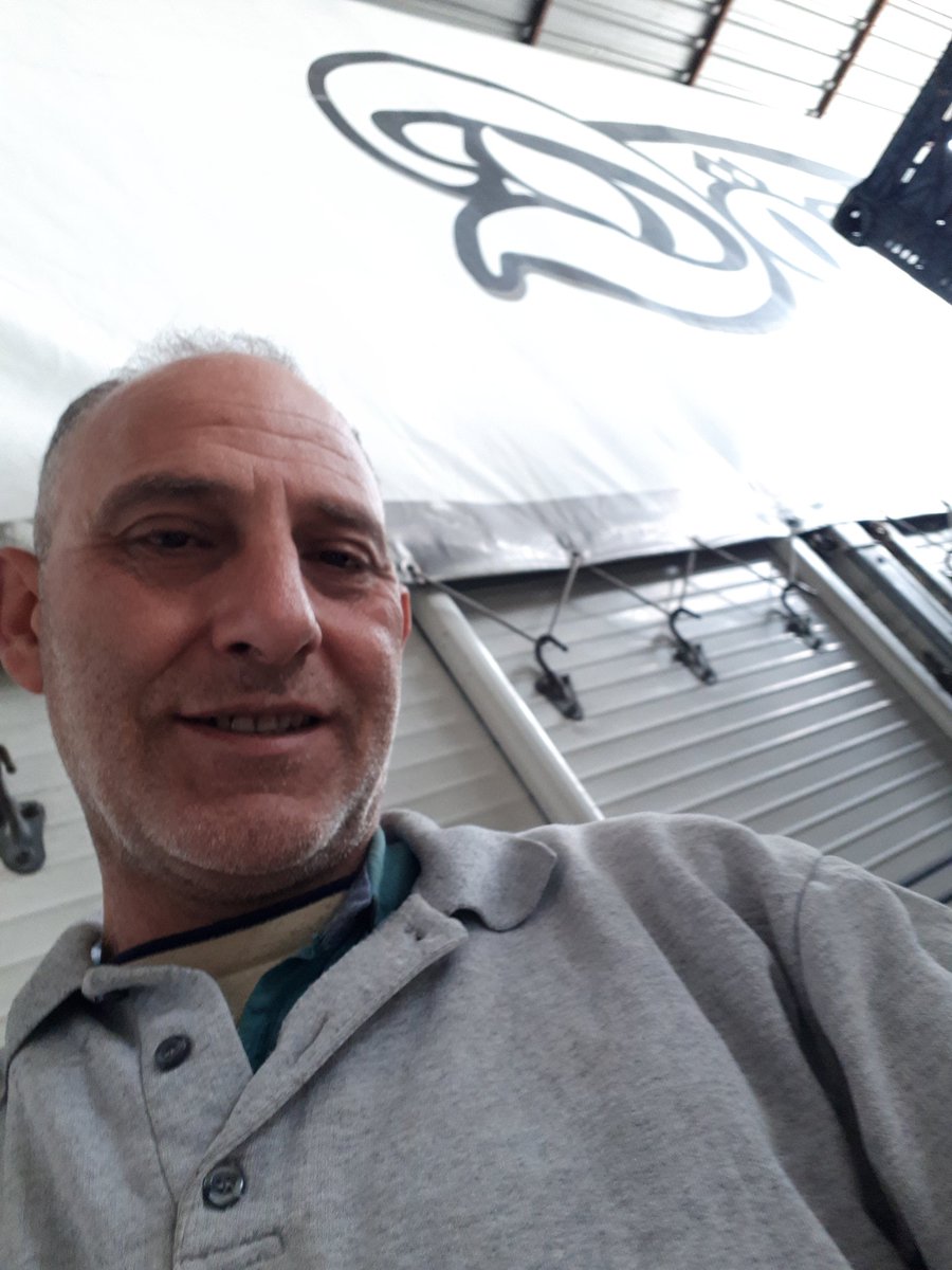 SalahettinR's tweet photo. @ssporttr @KcmnAykt Fenerbahçe ye teknik direktör olarak gelir misin. https://t.co/R2wKuEVuqa