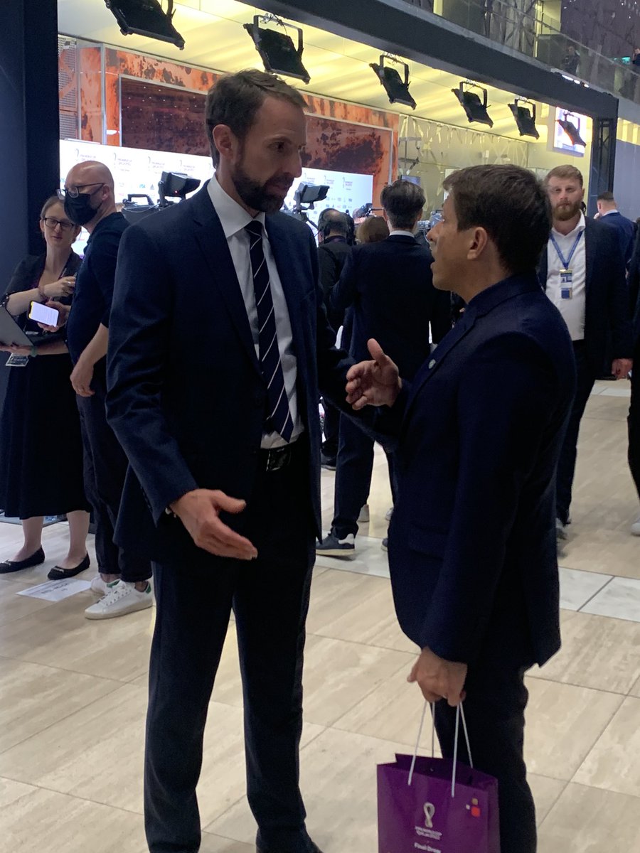 FayeCarruthers's tweet photo. Speaking to Gareth Southgate on @talksport with reaction to the @FIFAWorldCup draw and then a lovely moment when he bumped into his former @Boro teammate Juninho #WorldCupDraw https://t.co/NAMTWDX2iL