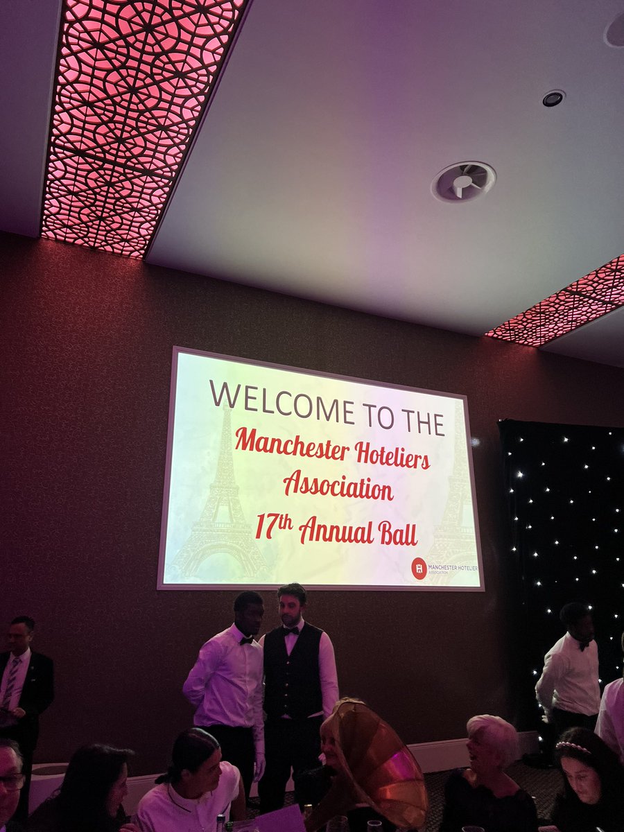 TheMHABall's tweet photo. What an incredible set up! 🙌🏼💫#MHABall21 https://t.co/cj6TZ4Us7M