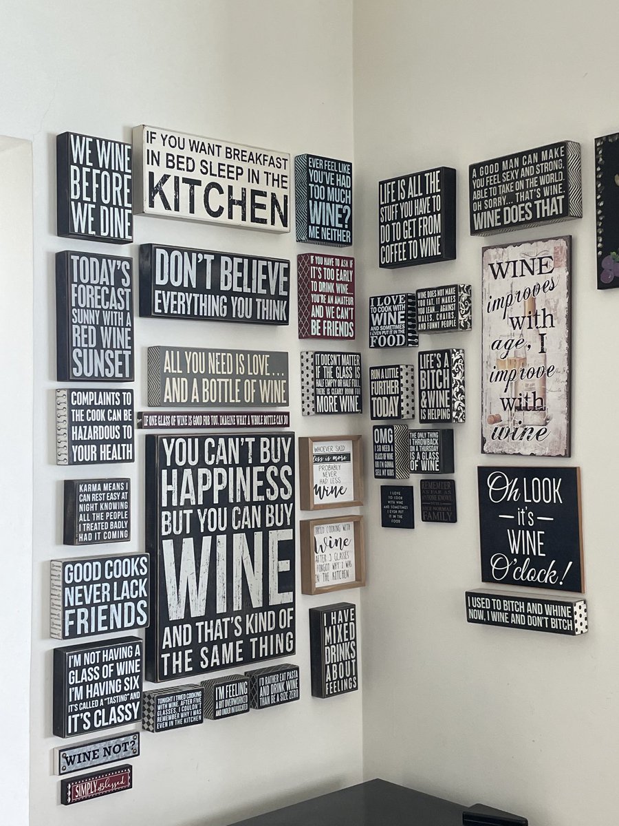 Mi pared en mi cocina en la playa ⁦<a href="/Sarahrosasarias/">UnatalSarah</a>⁩ ⁦<a href="/gloriamelania/">Gloria Melania Rodríguez Molina</a>⁩ se identifican?