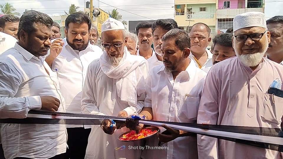 tmmkhqofficial's tweet photo. மனிதநேய மக்கள் கட்சி 14ஆம் ஆண்டு துவக்க விழாவை முன்னிட்டு செங்கல்பட்டு வடக்கு மாவட்டம் செம்பாக்கம் நகரம் சார்பாக தண்ணீர்பந்தல் திறக்கும் நிகழ்ச்சி நடைபெற்றது .

#mmk14 #மமக https://t.co/buLIxoukFb