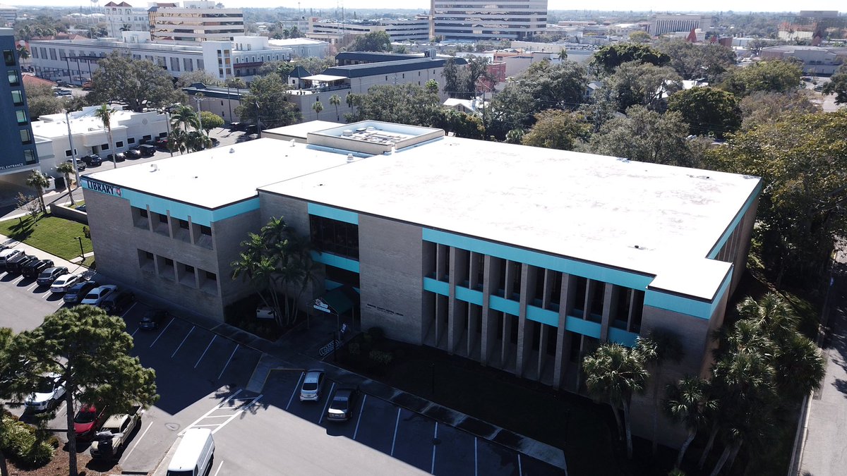 manateelibrary's tweet photo. Day 1 #Library30 | #YourLibrary – Our library system is home to 6 branches (the 7th is currently under construction!) and The Little Discovery Center. We support our growing #ManateeCounty with a wide range of educational and technological resources and programs. https://t.co/HclrmG5kuN