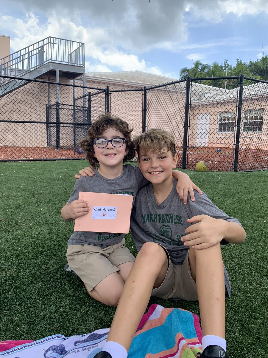 PineCrestLower's tweet photo. #PCGrade3 spent some time this afternoon reading to #PCPreK. #PCReading #PCNurturing https://t.co/8WfbubtQIt