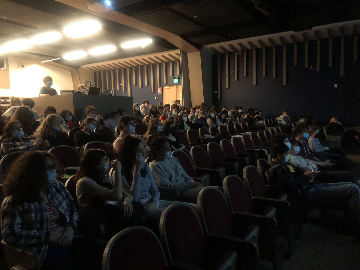 math_nord's tweet photo. Congrès Math en Jeans Des lycéens - Amérique du Nord en cours!
@MAThenJEANS @gerbeux @NicolasVillem1 https://t.co/CiBW3hboiu