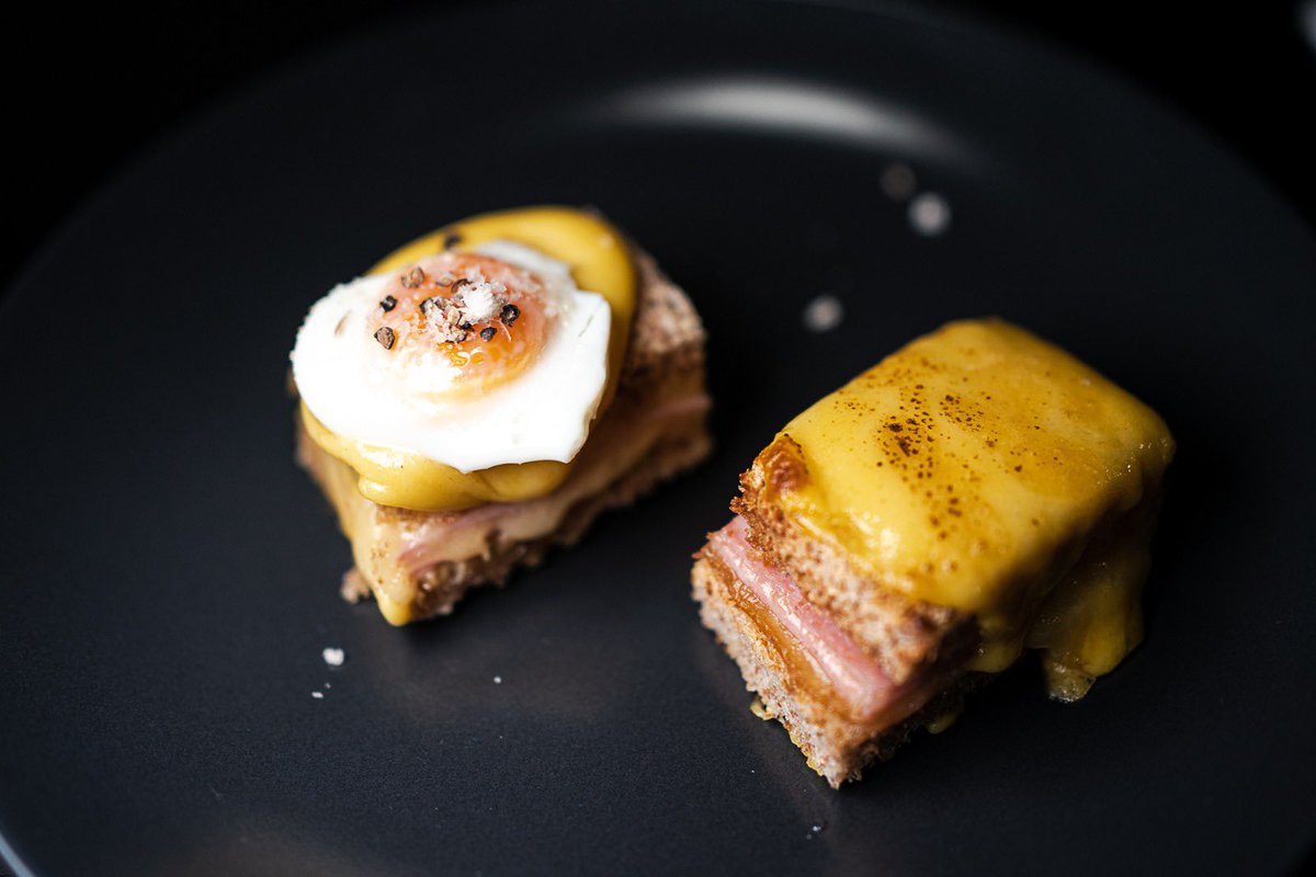 BeecroftKara's tweet photo. Food heaven! Thank you  @chefmateibaran 
Shot by my husband ❤️ @StephenBeecroft 🎥
#FridayFeeling #Foodie #foodphotography #Food https://t.co/8v8mcGwk0x