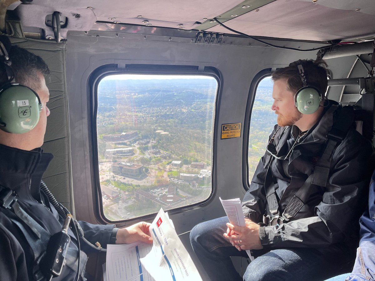 TNCommerceInsur's tweet photo. TDCI Commissioner @Carter_Lawrence, @T_E_M_A Director @patrickcsheehan and staffers are assessing wildfire damages in Sevier County, offering support to firefighters battling the fires, and sharing consumer insurance information with affected homeowners. https://t.co/KyJMx5pLSk