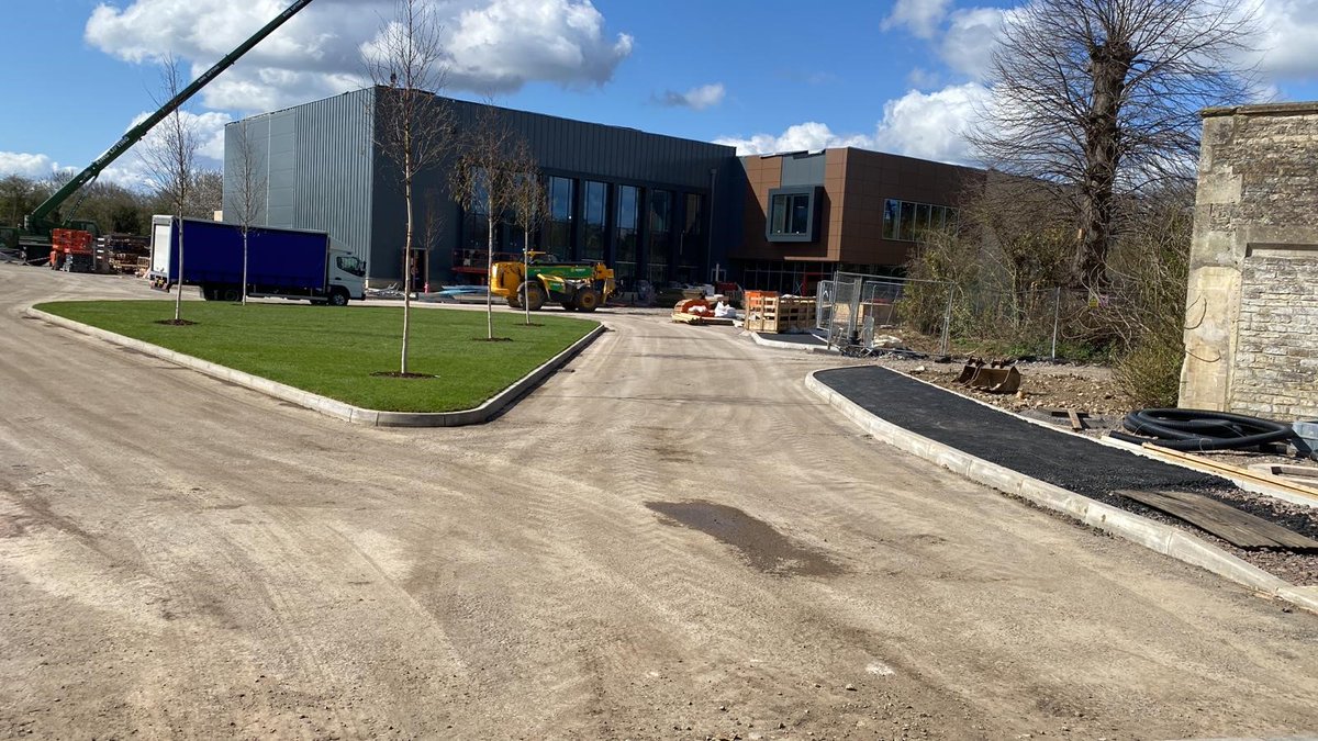 CampusMelksham's tweet photo. April already!!!  Excitement is growing as the campus building continues to take shape.  @Sport_England 🙂 https://t.co/YrYdldKNQt