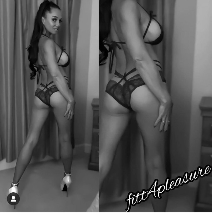 I&rsquo;m usually a thong girl&hellip; butt I think these are sexy! 🍑 https://t.co/ghK5NTYkOU<a href="/tag/naughtybynature"class="tags"><span>#naughtybynature</span></a><a href="/tag/fanpage"class="tags"><span>#fanpage</span></a><a href="/tag/ofgirl"class="tags"><span>#ofgirl</span></a><a href="/tag/kaitlynjaynne"class="tags"><span>#kaitlynjaynne</span></a>