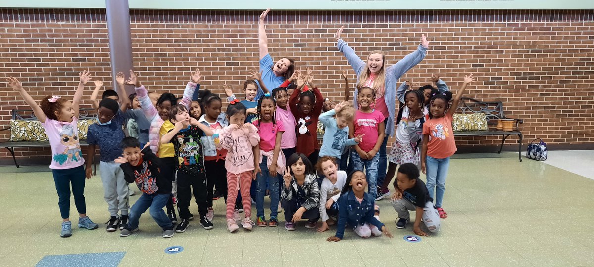 SOEGMLR5's tweet photo. We are all celebrating the fact that Mrs. McBride and Mrs. Bedenbaugh received a grant from SC Arts Commission for their upcoming collaborative interdisciplinary project, "Process Art Through a Cultural Lens!" #SOESMM https://t.co/uAzt6L8q0j