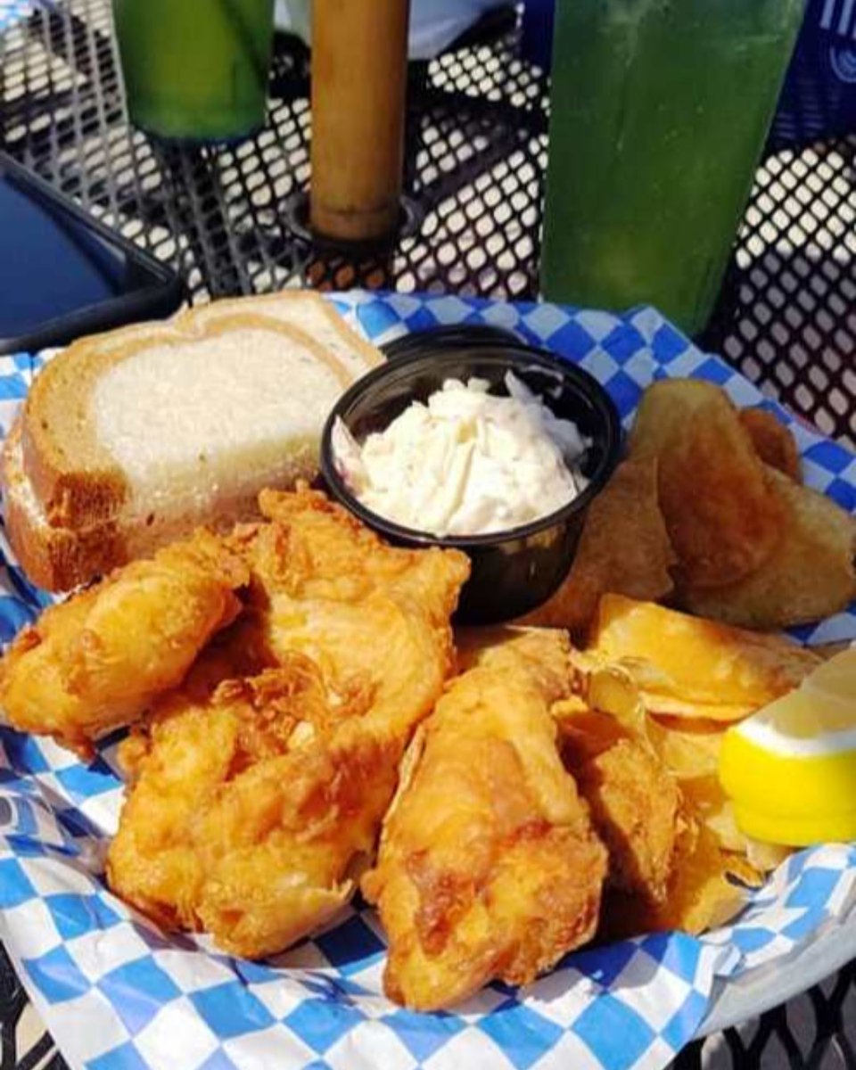 pointburgerbar's tweet photo. Fish Fry Friday!
🐟🐟🐟
YUM!
#PointBurgerBar #PointBurgerBarNewBerlin #PointBurgerBarPewaukee https://t.co/U5RjYS9a4t