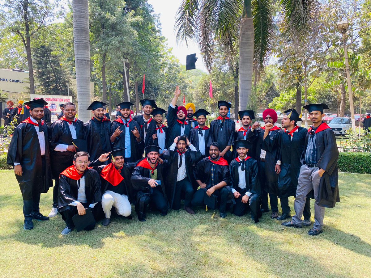 hoiboi_'s tweet photo. Graduated. https://t.co/bHqaPgZK6q