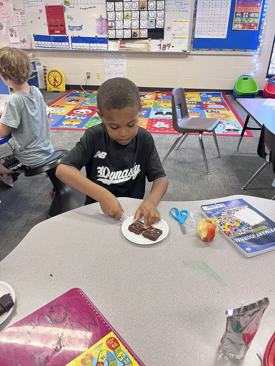 Fraction food activity on this fabulous Friday was fantastically delicious 😋 ➗❤️🍪🍫