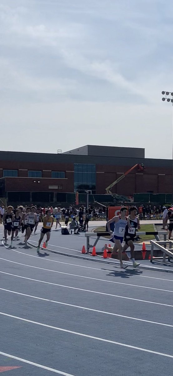 1rebelTrackXC's tweet photo. Rebels Distance starts off strong at Pepsi Florida Relays in Gainesville with Alex Leath finishing 2nd in the 800m!! https://t.co/N83a3YCYHf