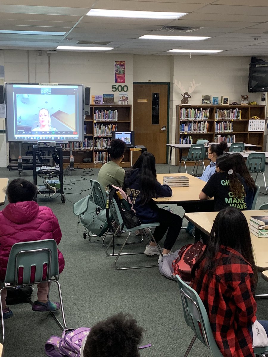 edrhett's tweet photo. Greenwood Girls Who Code want to thank Sydney Barker for sharing her journey. @nnpsgreenwood @OBX_beachlife @NNPSITC https://t.co/NPy06ANcsR