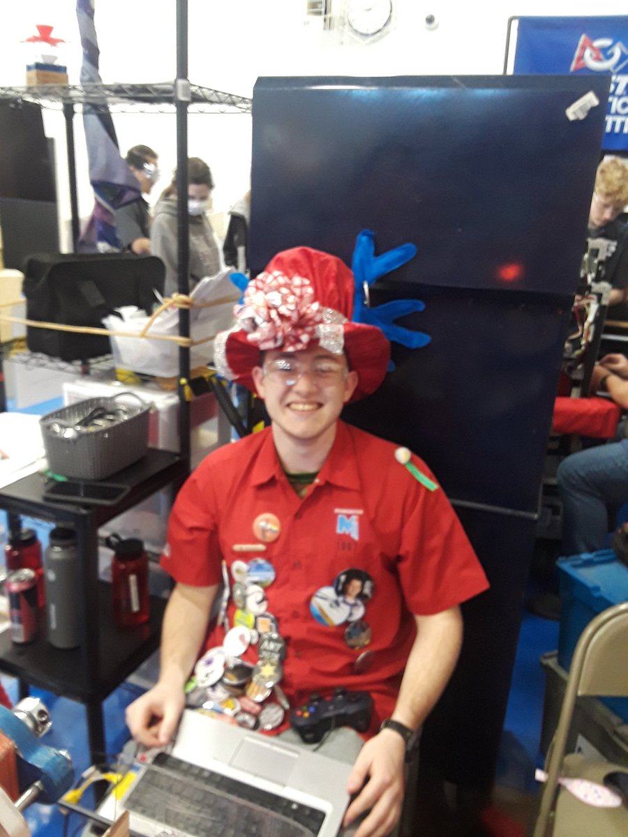 2nd practice match of the day. Them 20, Us 106.
Explains why Watson is grinning. #GoTeam1997 #GoSTAGS