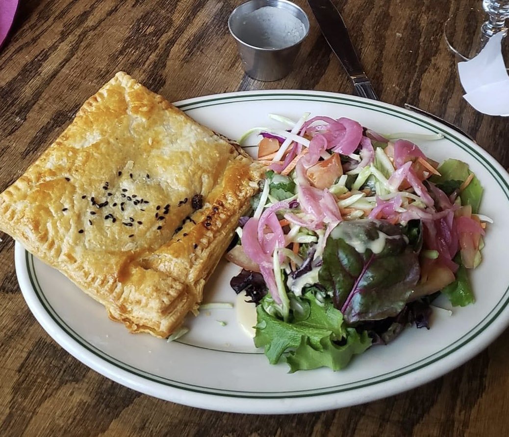 SlainteOakland's tweet photo. It’s a beautiful day for an Irish pasty. Come on by for your own today! #FridayFeeling #HellaYummy #Oakland #JackLondonEats https://t.co/2mXUHRcRWf