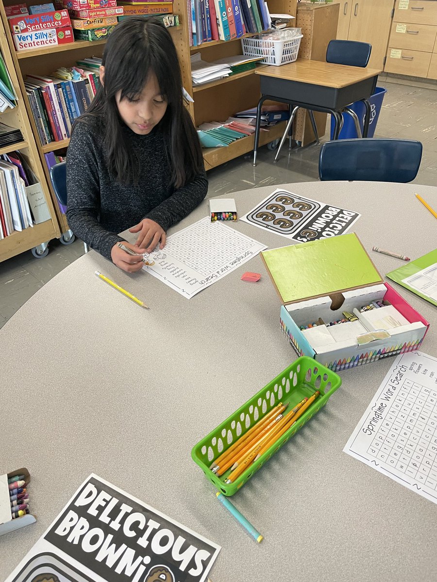 Today we  focused on the 5 Ws of  Marshmallow Farming &amp; Spring Weather as we snacked on brown Es. Happy April Fool’s Day !