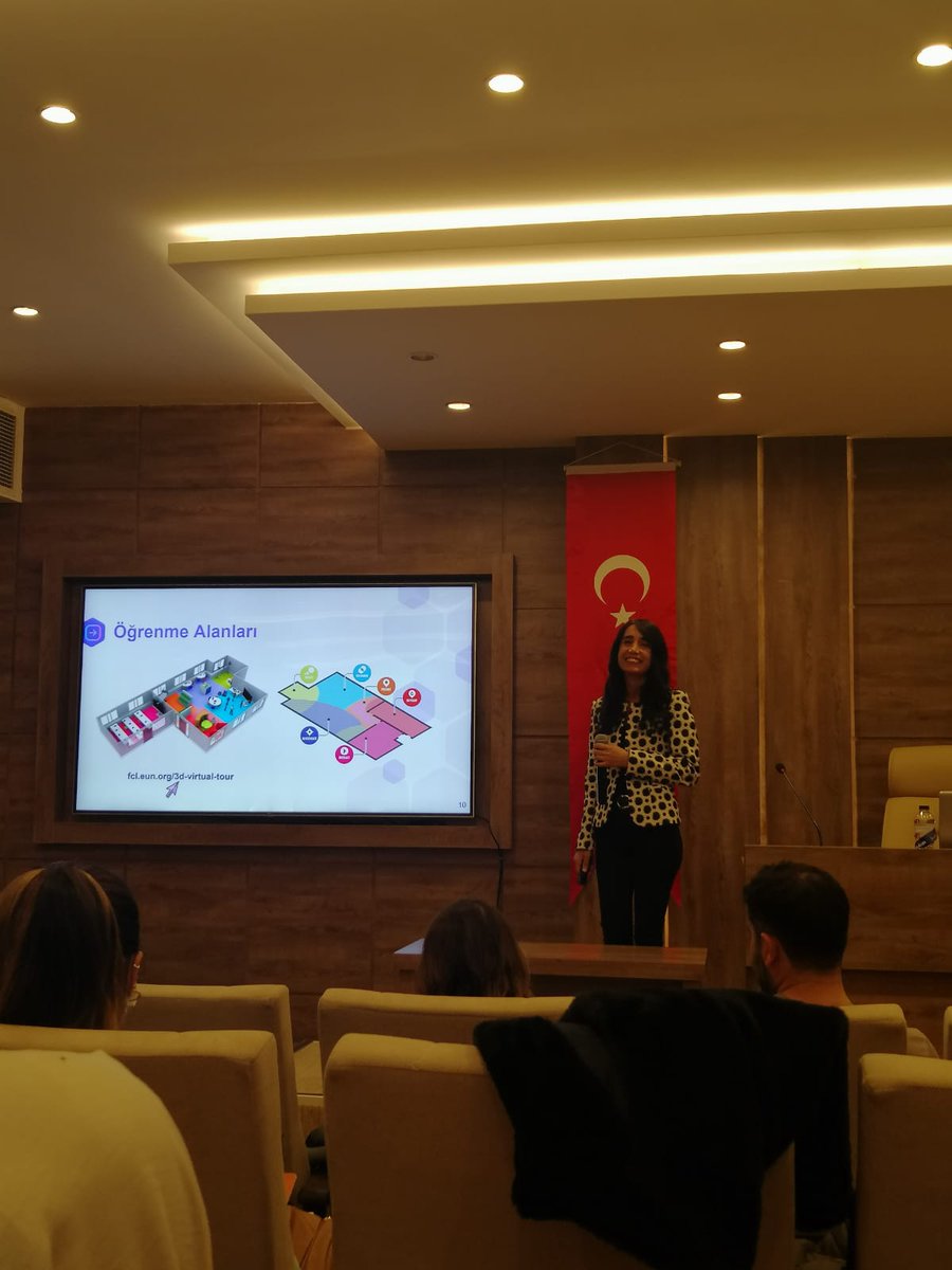 NidaDemirrrr's tweet photo. Design FILS eğitimlerimiz ilk yüz yüze oturumu ile başladı 🤗 Okullarımızda yenilikçi öğrenme alanlarının ne olduğu, tasarımının nasıl yapılacağını anlattığımız eğitimimize katılan herkese çok teşekkür ederiz🌼
@etwgaziantep @metinzkann @_kayazehra @aybukeccetin #DesignFILS https://t.co/YaGuqPM3ua