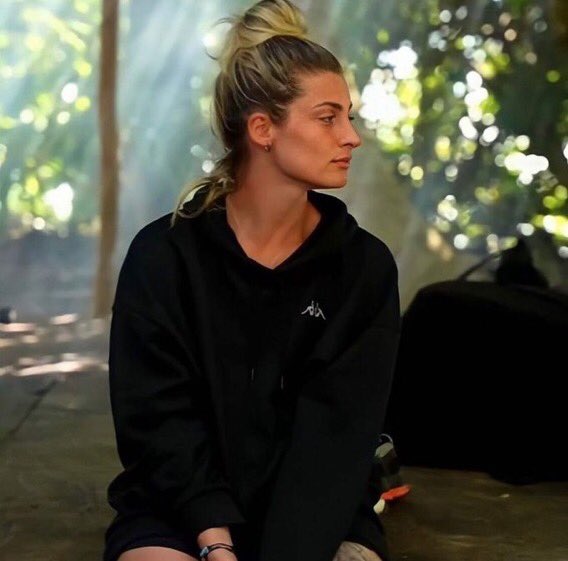 Nisa ve Yağmur tartışmasında sizce kim haklı ?
•Nisa diyorsan Beğen.
•Yağmur diyorsan Yorum yap. 
#survivor2022allstar #survivor2022 #nisabölükbaşı #yagmurbanda