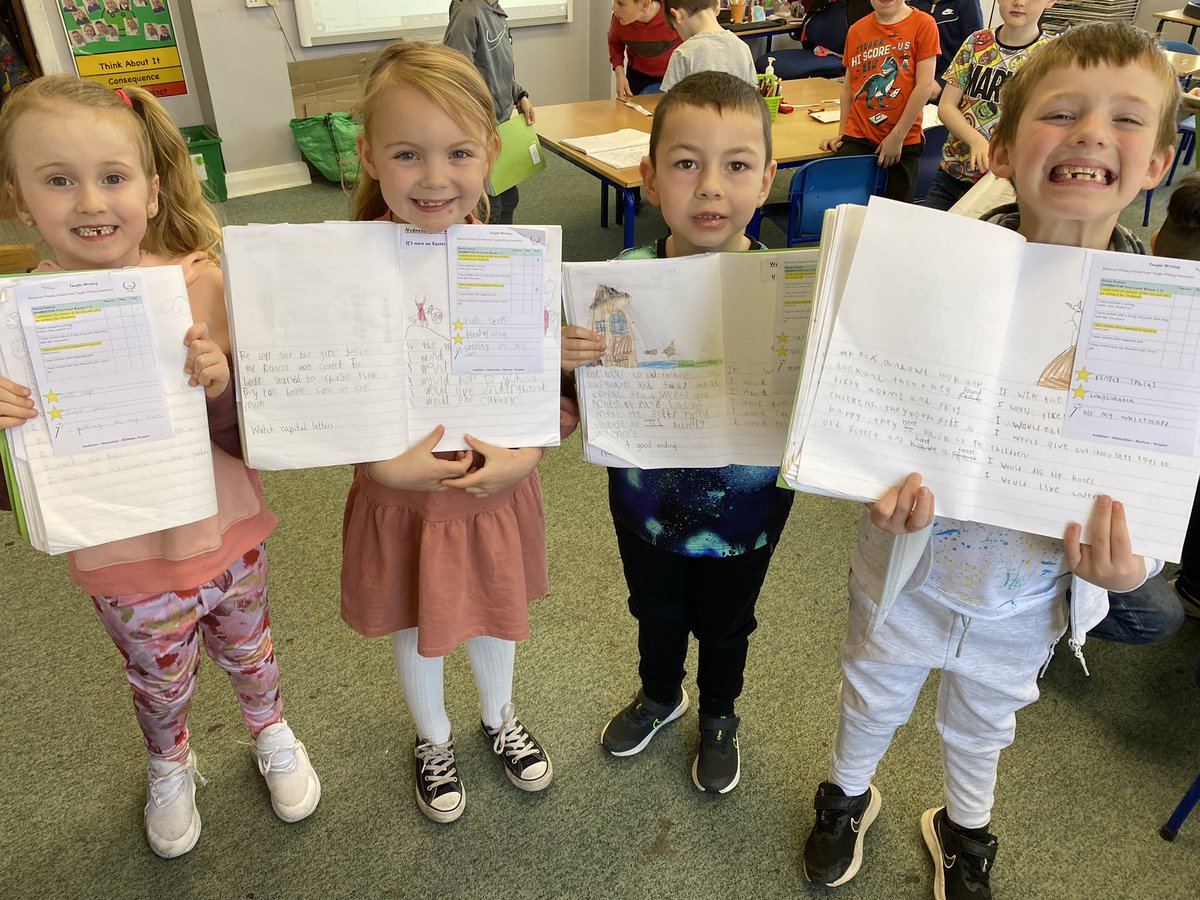 MrsMcLachlanBPS's tweet photo. We have been working really hard on our self assessing in writing. We have given ourselves 2 stars🌟 and a wish 🪄#settargets #smarttargets https://t.co/Mx99WBzFVa