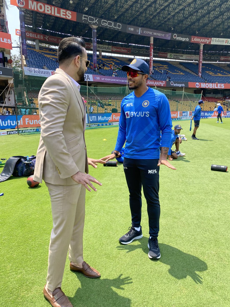 IrfanPathan's tweet photo. Apun ko farak nahi padta ki apun ko base price mein uthaya hai. Well done buddy. Keep going strong ⁦@y_umesh⁩ https://t.co/9YBy5S4eKo