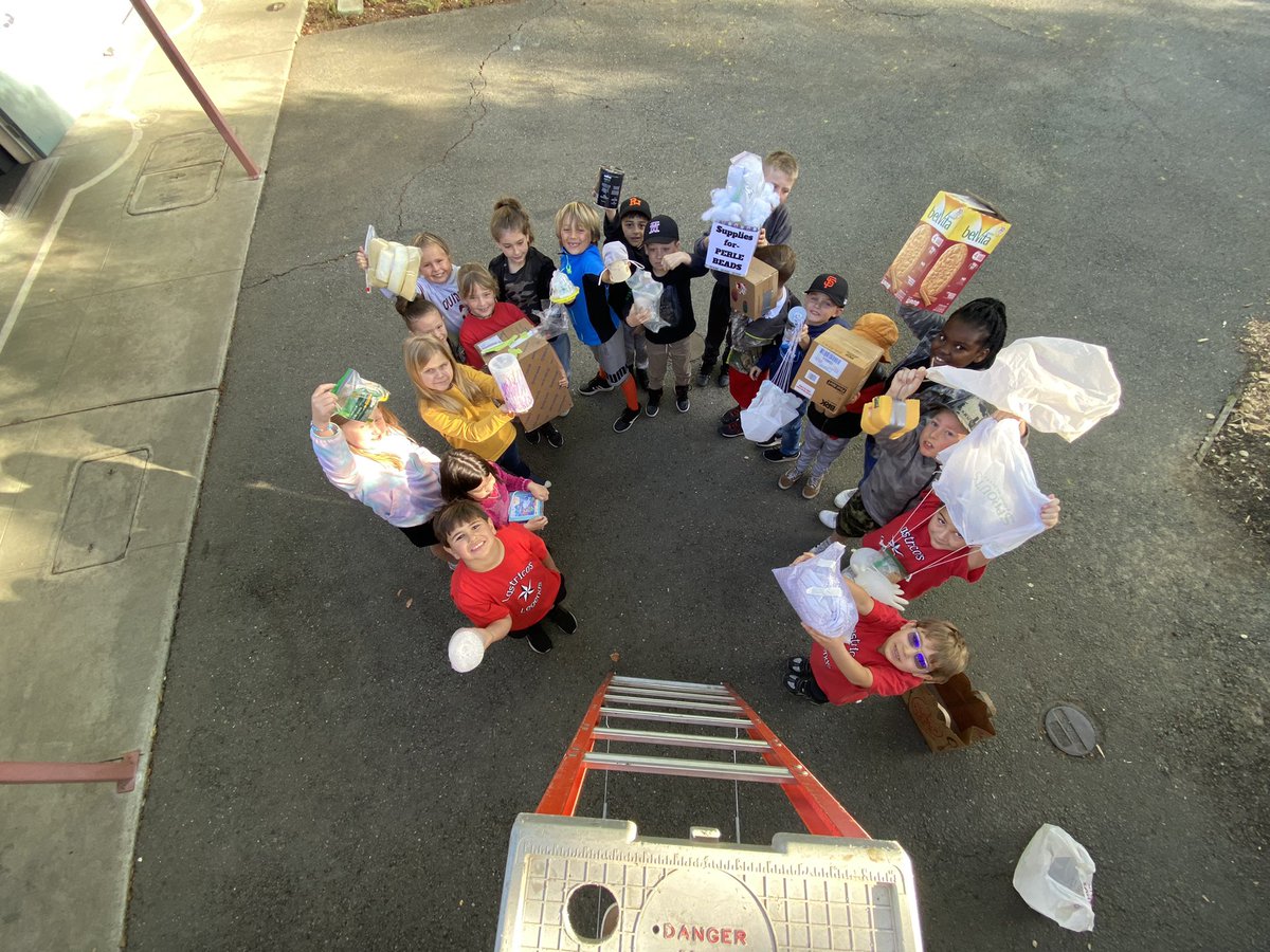 The great EGG DROP! <a href="/jseroadrunners/">John Swett Elementary</a>