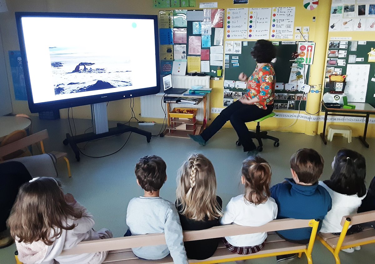 Yann_Ty_Coz's tweet image. 🔸Poursuite du travail en constellation à l'école publique de Trézien à Plouarzel
🔸Expérimentation dans les 3 cycles d'un protocole pour apprendre à comprendre de manière transversale et explicite
🔸#LaurentGourvez @INSPE_Bretagne 
🔸#MagnifiqueCirconscription
🔸#BrestIroise