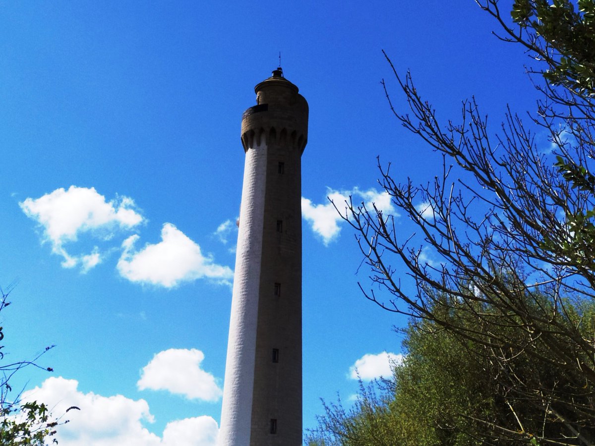 Yann_Ty_Coz's tweet image. 🔸Poursuite du travail en constellation à l'école publique de Trézien à Plouarzel
🔸Expérimentation dans les 3 cycles d'un protocole pour apprendre à comprendre de manière transversale et explicite
🔸#LaurentGourvez @INSPE_Bretagne 
🔸#MagnifiqueCirconscription
🔸#BrestIroise