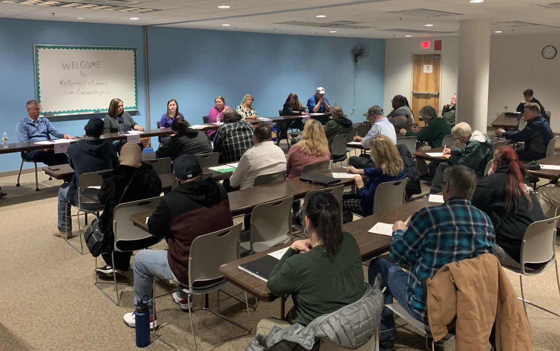 iowaworkforce's tweet photo. Thank you to all the employers and job seekers who joined us for the Re-Connect Hiring event in #CedarRapids earlier this week. #IowaWORKS centers across the state regularly host hiring events in the community. Find your nearest center at https://t.co/AkGirHETXK https://t.co/dgO2TeumzW