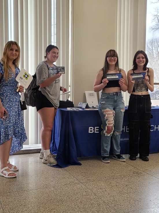 EKUHousing's tweet photo. This past Wednesday, our Colonels in Telford Hall held an event called Be the Match. Students contributed swabs to be mailed off if they wanted to be potential donors for the bone marrow registry!

They added 33 additional donors to the Registry, and educated a lot more! https://t.co/ALhob5CICb
