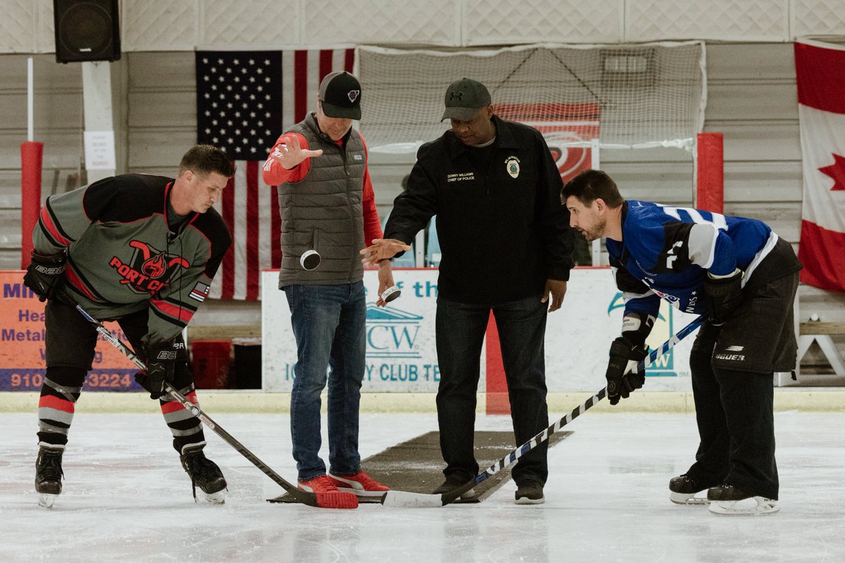 WilmingtonPD's tweet image. Chief Williams helped out with the puck drop at last weekends big POLICE VS. FIRE hockey game. Check out these cool photos captured by Peter Oehl Photography!