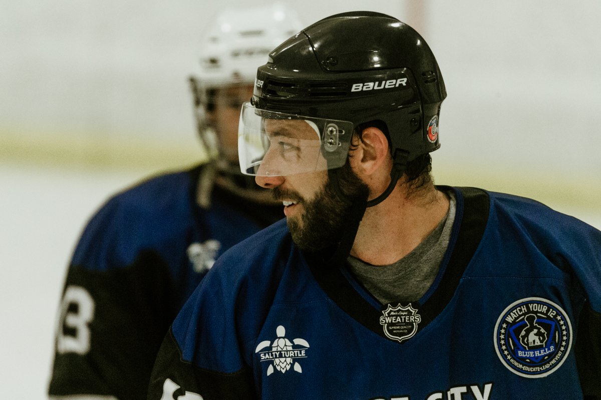 WilmingtonPD's tweet image. Chief Williams helped out with the puck drop at last weekends big POLICE VS. FIRE hockey game. Check out these cool photos captured by Peter Oehl Photography!
