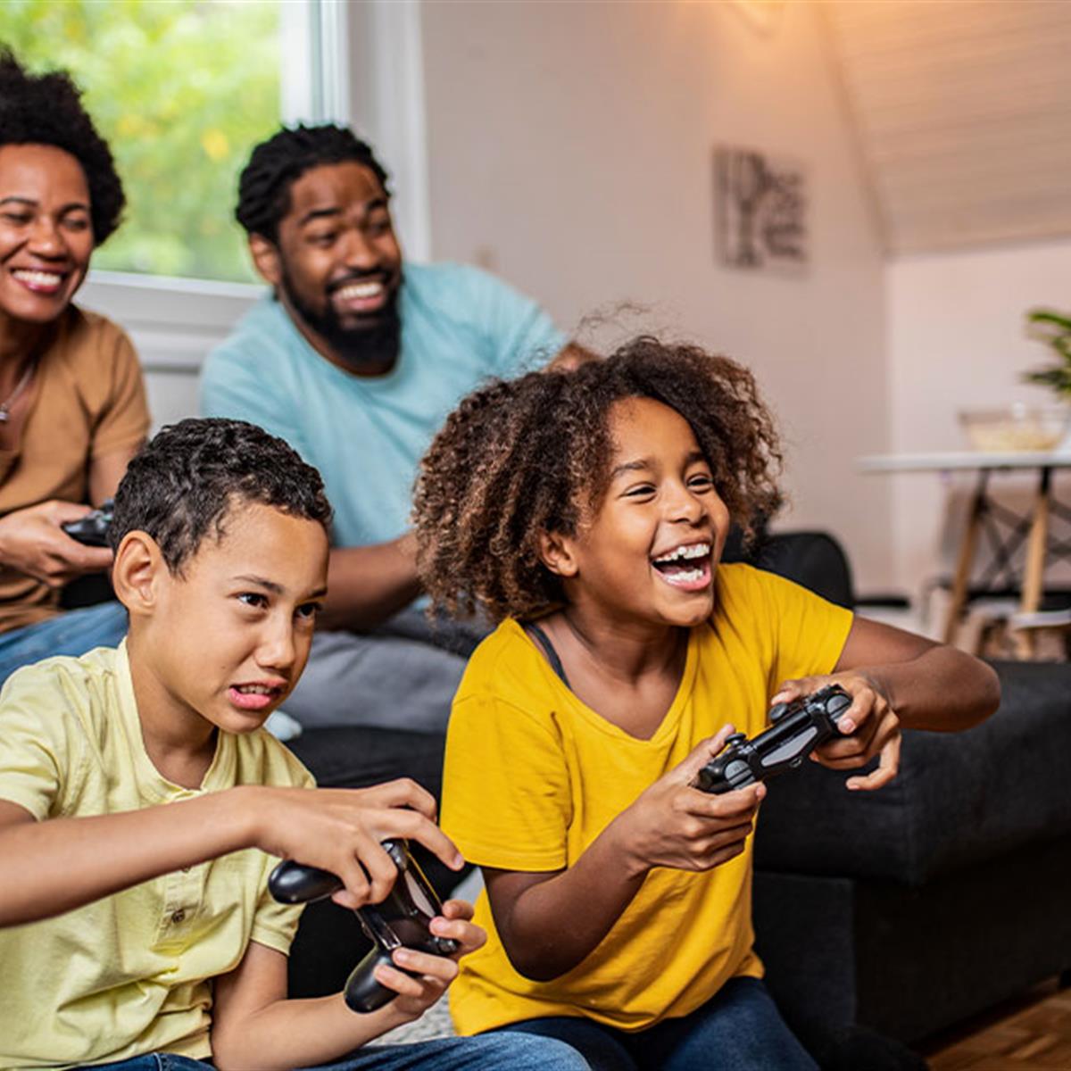 Video games are more popular than ever, but how do you know which ones you’d feel comfortable letting your child play? Pediatrician Dr. Jeffrey Hutchinson shares tips to help make video gaming a positive part of your child's life. healthychildren.org/English/family…