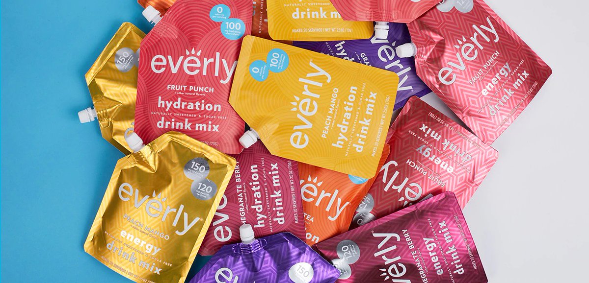 SyndicateRecipe's tweet photo. Everly is a drink mix powder that tastes like sugary drinks, but is low carb and plant-based https://t.co/FM73jEvbLc https://t.co/cwIcuEEZ4H