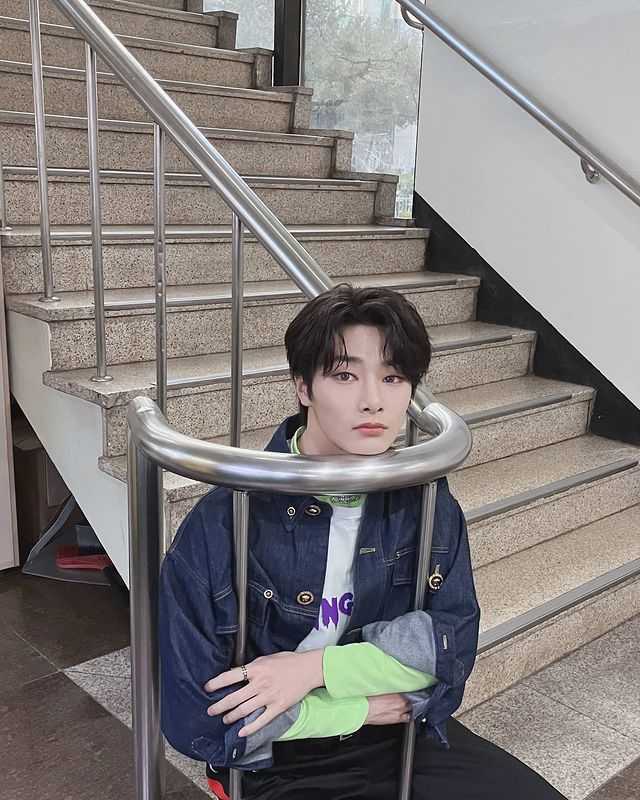 ssicknlost's tweet photo. lindo
Currently listening most ICONIC song of 2022 #MANIAC_SKZ by @Stray_Kids #StrayKids #스트레이키즈 from the AOTY #Oddinary https://t.co/e8vRwn8Vnf