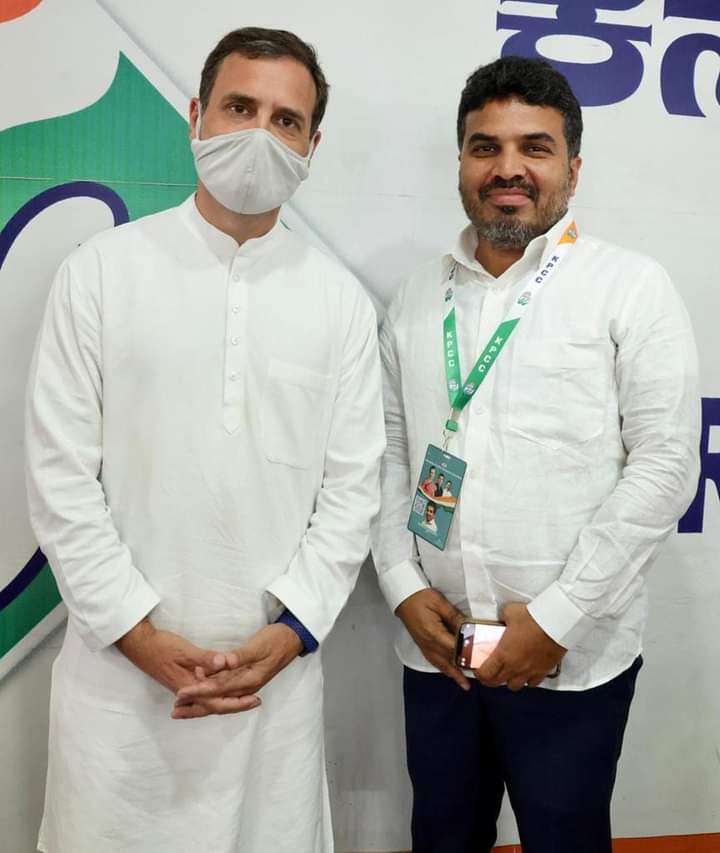 IncKunigal's tweet photo. ರಾಷ್ಟ್ರೀಯ ನಾಯಕರಾದ @RahulGandhi ಅವರೊಂದಿಗೆ ನಮ್ಮ ಶಾಸಕರಾದ @RanganathDodda3 ಅವರು.
@INCKarnataka @IYCKarnataka @DKShivakumar @DKSureshINC @siddaramaiah @brnaidu1978 @AVasudevamurthy
#RahulGandhi https://t.co/7VaAIP0oh8