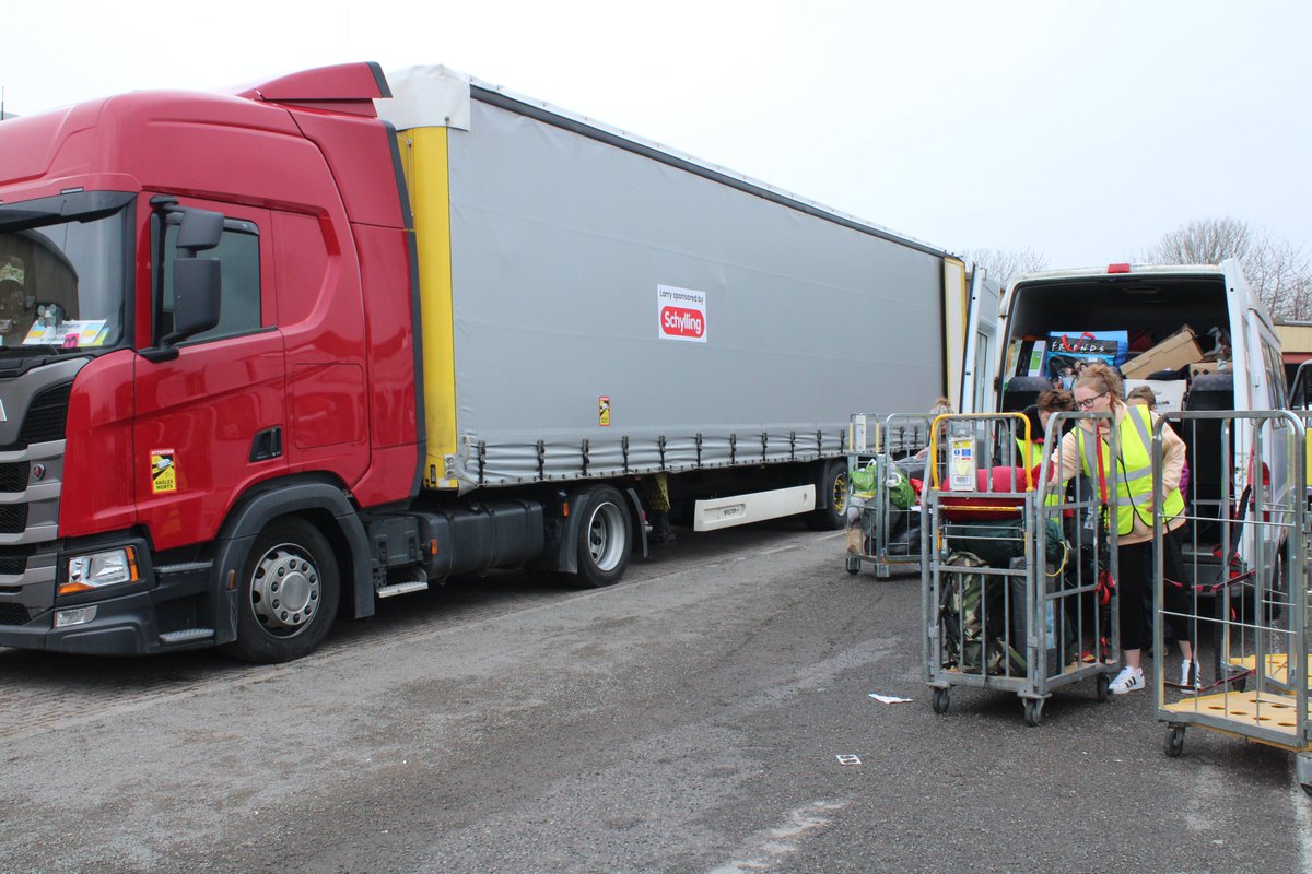 LA_Longfield's tweet photo. We have been overwhelmed by the generosity of parents and members of the public in regards to Ukrainian aid. We have had so many donations from children’s nappies, food and toys, to clothing, bedding, medicines and so much more. https://t.co/Ich3CsMWBL