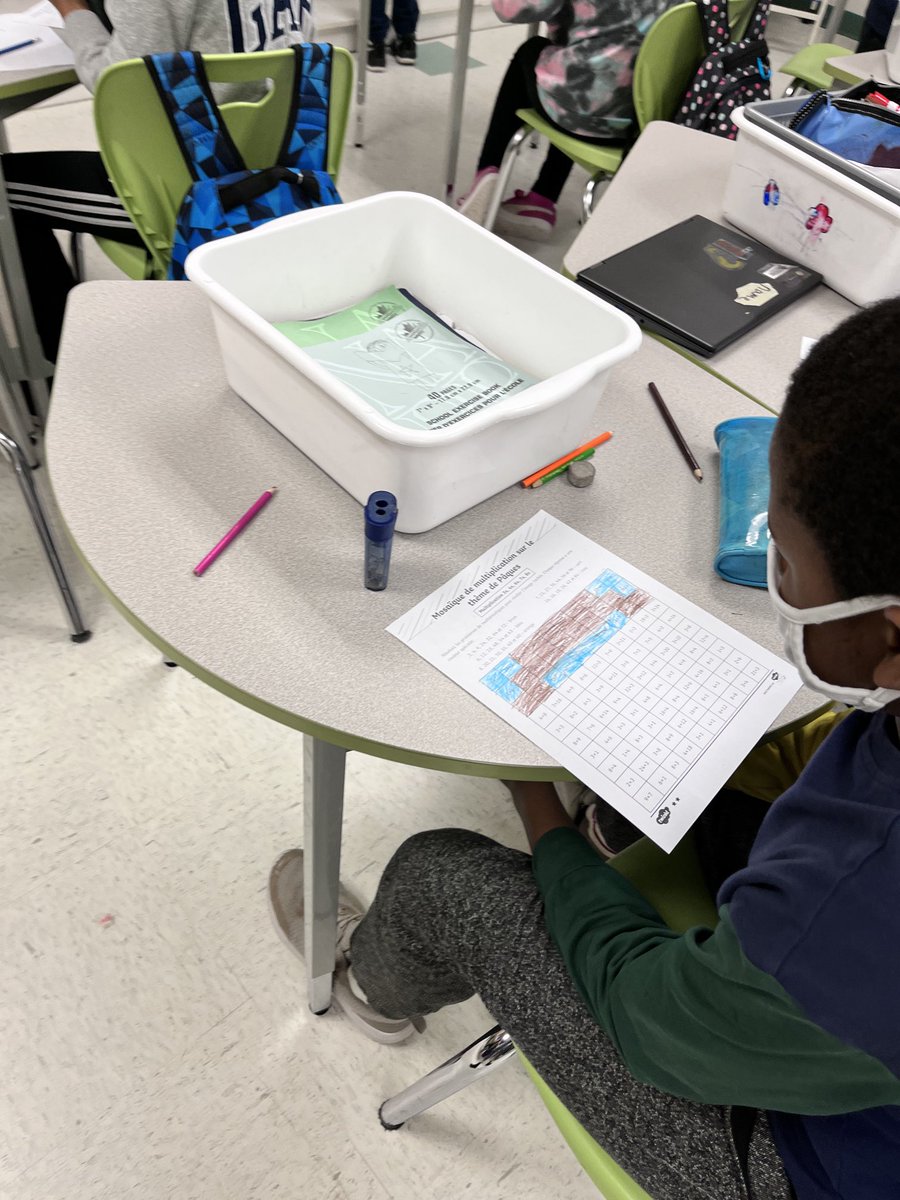 Mrs. Divell tweet media