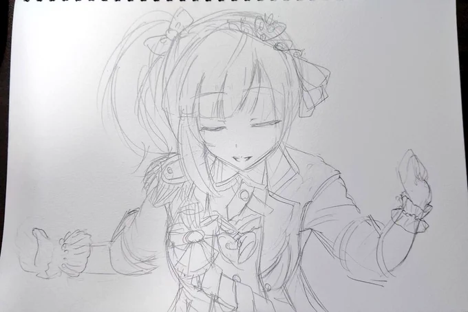 んーーーーいいラフなんだけど"名刺交換"を訴える絵じゃないんでボツ…勿体ねぇ… 