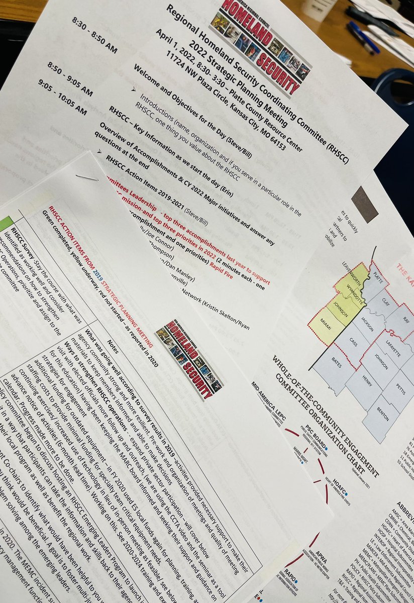 ClayCountyMO_EM's tweet photo. *HAPPENING NOW* Our regional partners are gathered together for the annual Regional Homeland Security Coordinating Committee #RHSCC 2022 Strategic Planning meeting.  @MARCKCMetro #CommunityPartners #BuildingRelationships #WholeCommunity https://t.co/IyaThChEna