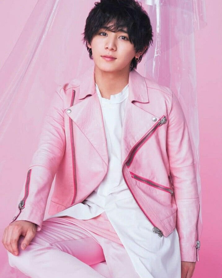 omosireeeeeonna's tweet photo. 山田涼介マジで似合わない色存在しない可能性がある。

寒色も暖色も問題ないどころか完璧に着こなしもはやイエベかブルベかも分からない。
顔面が整いすぎて色の概念消えた？？

 #山田涼介 https://t.co/8SY86Yvdq1