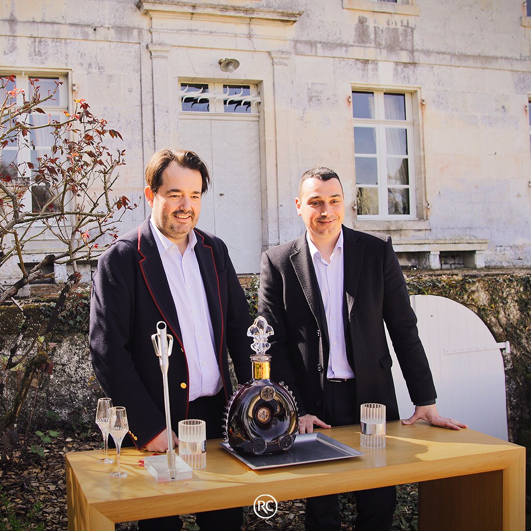 remycointreau's tweet photo. On March 22, the Michelin Stars Ceremony was held in Cognac. It was the perfect occasion for the House of Rémy Martin to celebrate French gastronomy, excellence and savoir-faire.
#Michelin2022 #MichelinStars #ExploreCognac #Cognac #TeamUpForExcellence #SustainableException https://t.co/5s5lvG9ZAj