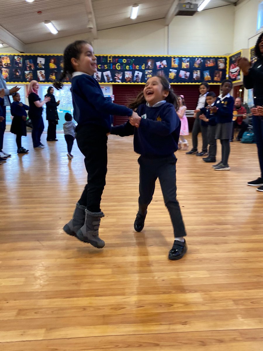 InHarmonyNE tweet media