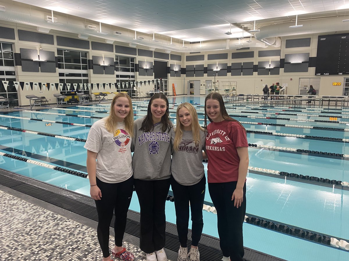 Campus Meet: Team 3rd  
200 Med Rly-4th place E. Clingan, R. Schwarz, I. Schmidt, L. Miller 
50 FS: 1st  I. Schmidt, 5th E. Clingan 
100 FS: 1st I. Schmidt  
500 FS K. Hagerman 5th  
200 FS Relay-2nd Clingan, Schwarz, Miller, Schmidt
100 Br. Stroke 5th - E. Clingan