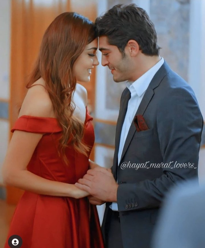 ReenaThakor8's tweet photo. #pyaarlafzonmeinkaha🌈❤️🌠
@_burakdeniz @HandemiyyWorld #murat❤️#muratfam💫#hayat💞 
#Favorite #pyar#lafzon#mein#kaha🌠 https://t.co/JciIvpkLoy