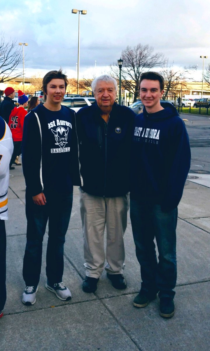 Nizydo2's tweet photo. Happy #RJDay Sabres Fans 🐐 https://t.co/Vqt1GWq1wW