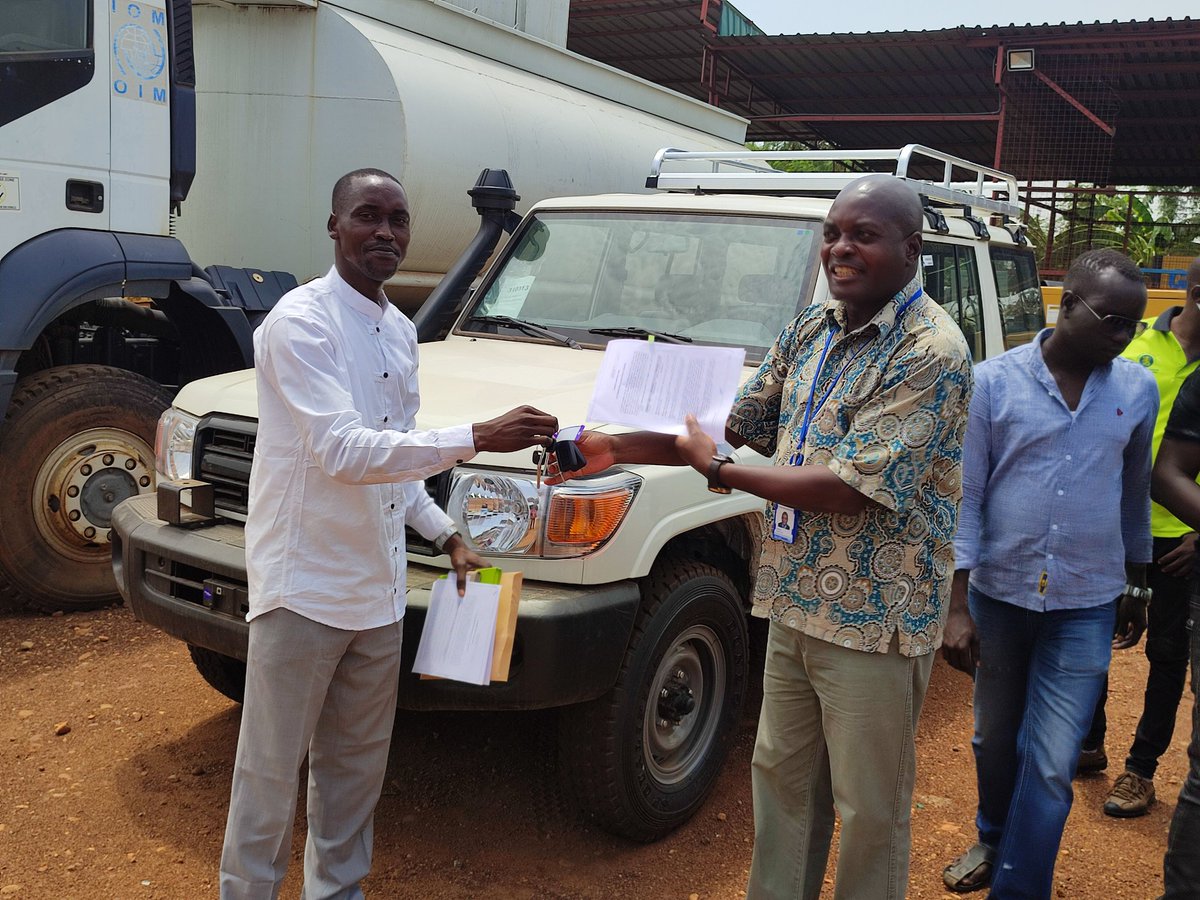 IOMSouthSudan's tweet photo. To support social cohesion and promote early recovery efforts in Yei, Lainya, Morobo, and Kajo-Keji counties, @IOMSouthSudan handed over 3 vehicles and 10 motorbikes to its consortium members @CEPO, Finn Church Aid, @SpedpS, &amp; Whitaker Peace and Development Organization. 
#RSRTF https://t.co/d234BPIpKi