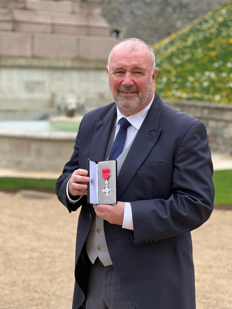 JohnShielsMU's tweet photo. It was a privilege and an honour to receive my MBE from HRH The Princess Royal at Windsor Castle on Thursday. 

Working to inspire young people has been the passion of my life, so to be afforded such prestigious recognition is truly humbling. https://t.co/ZtLuxxdfIM